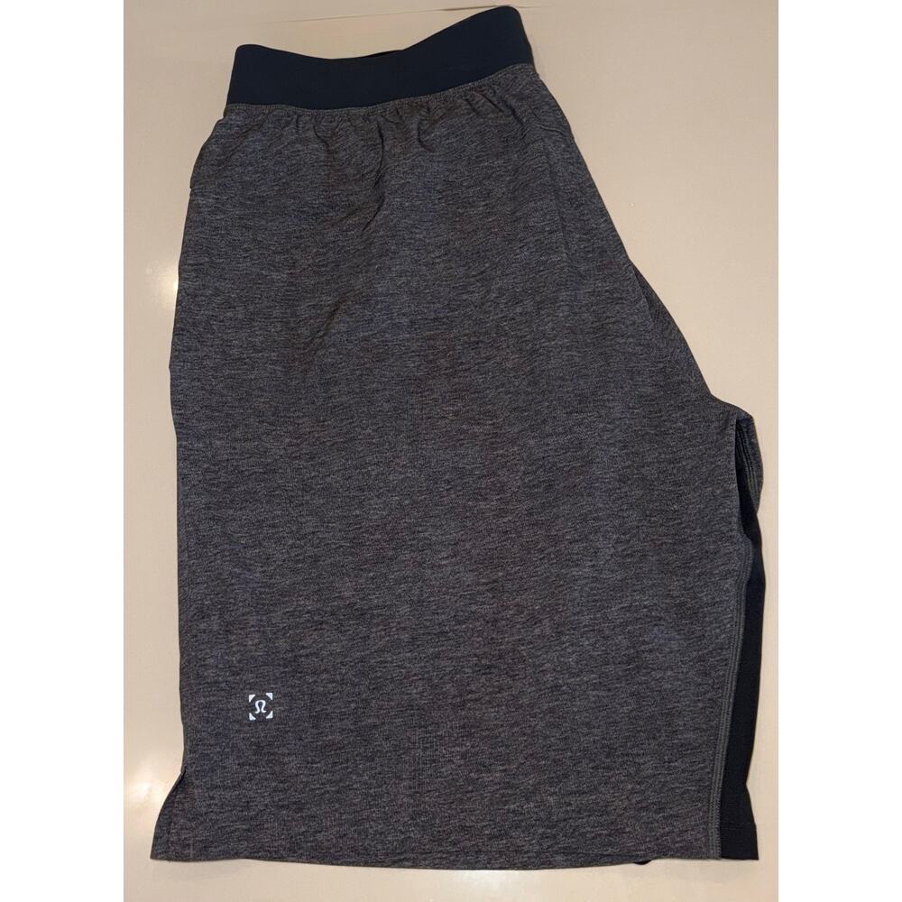 Lululemon 9" Lined Shorts Gray/Black Size XL